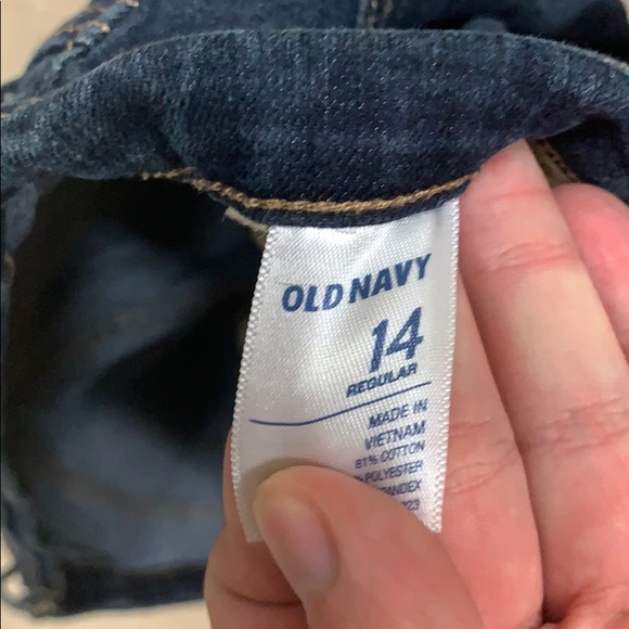 Old navy Diva Capris - Picture 3 of 3